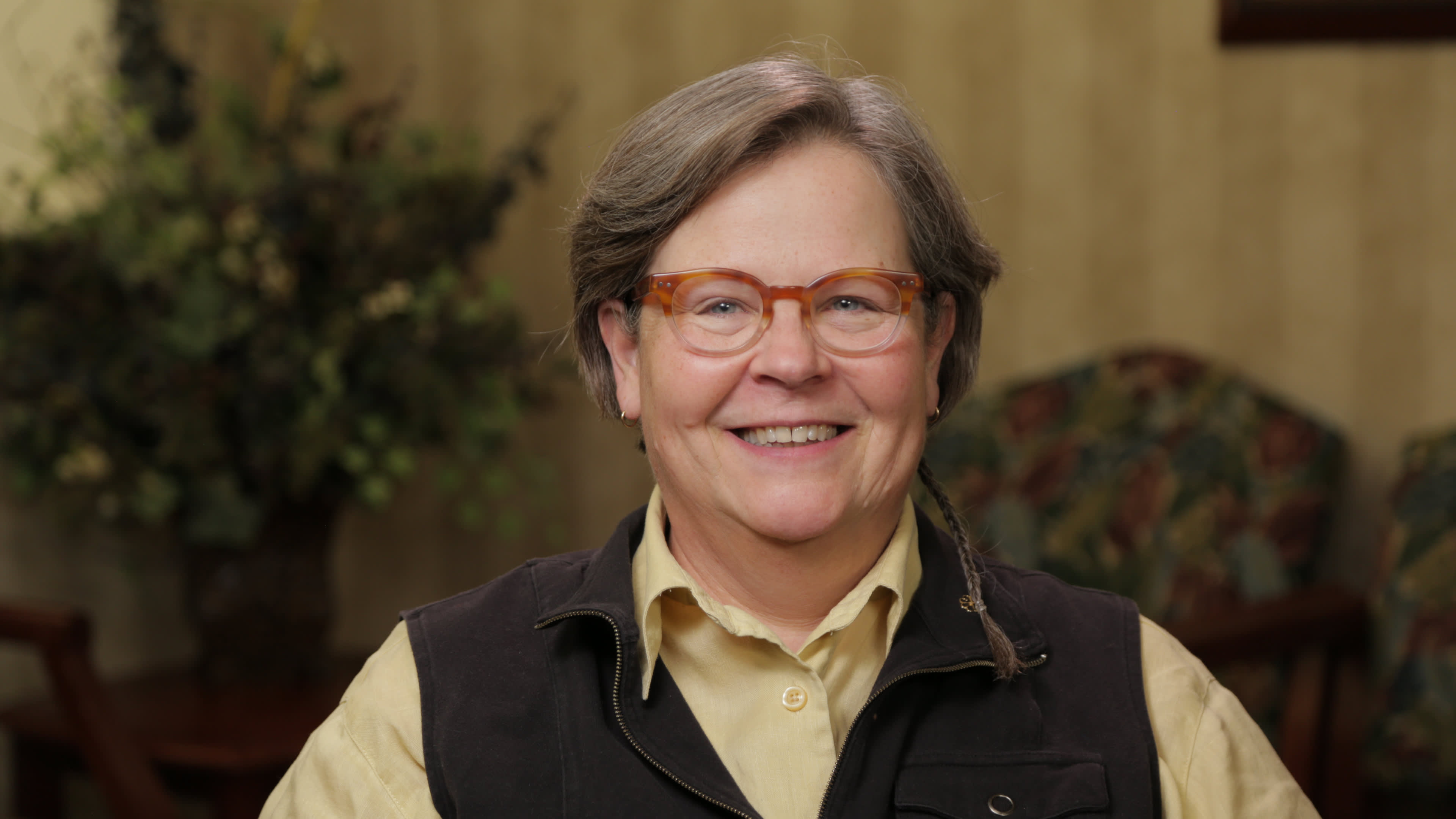 Maggie had a tooth extracted at Michigan Oral Surgeons