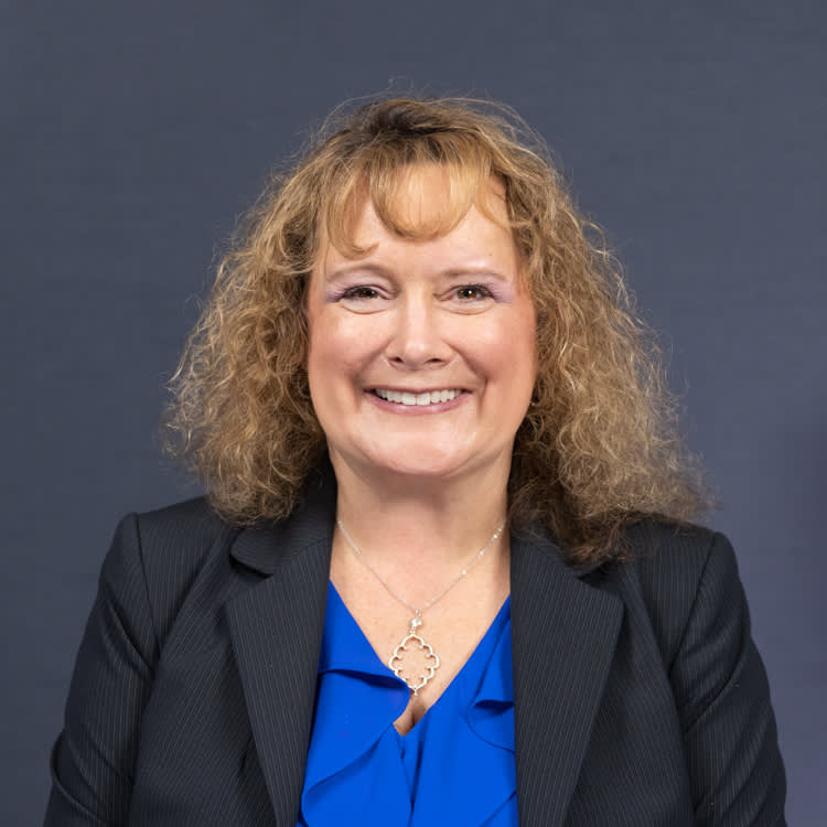 Testimonial kim ex facewall